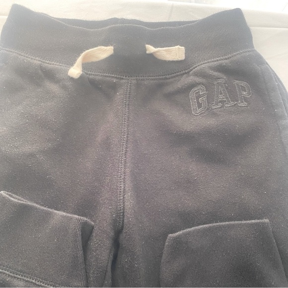 Gap Kids Boys Joggers Black Size Small Gap Logo On Front Pockets & Drawstring - Picture 2 of 4